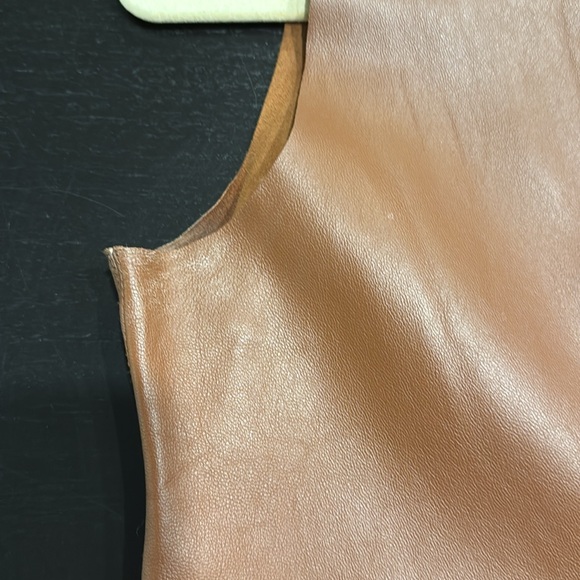 Cocoa colored leather sleeve top size medium - Picture 7 of 7